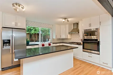 23031 76th Avenue SE Woodinville WA 98072