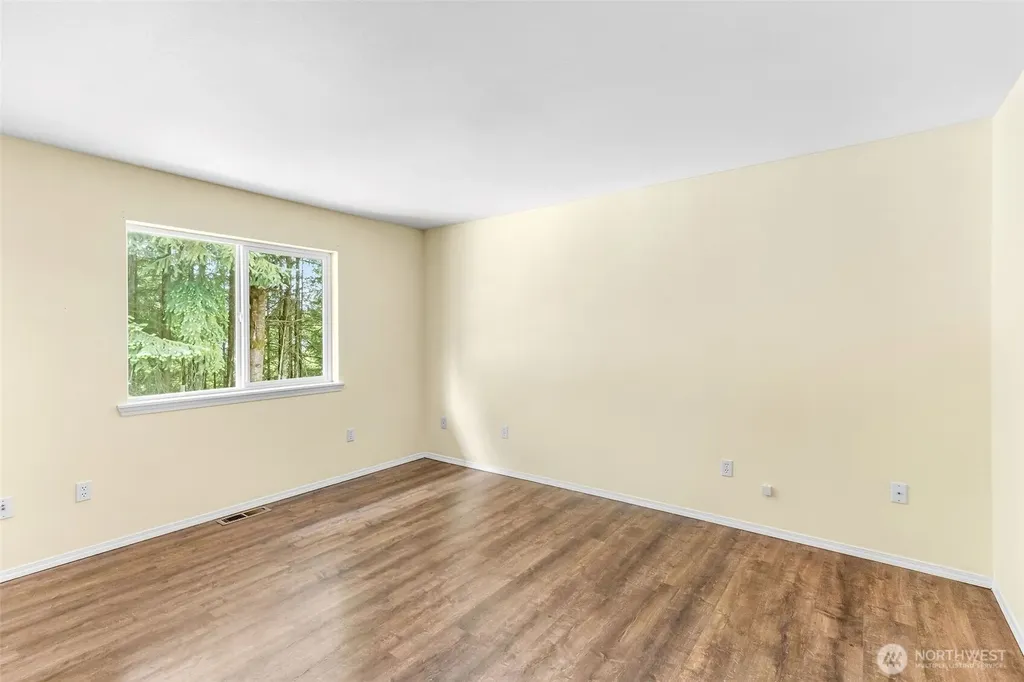 218 Saint Helens Way Winlock WA 98596