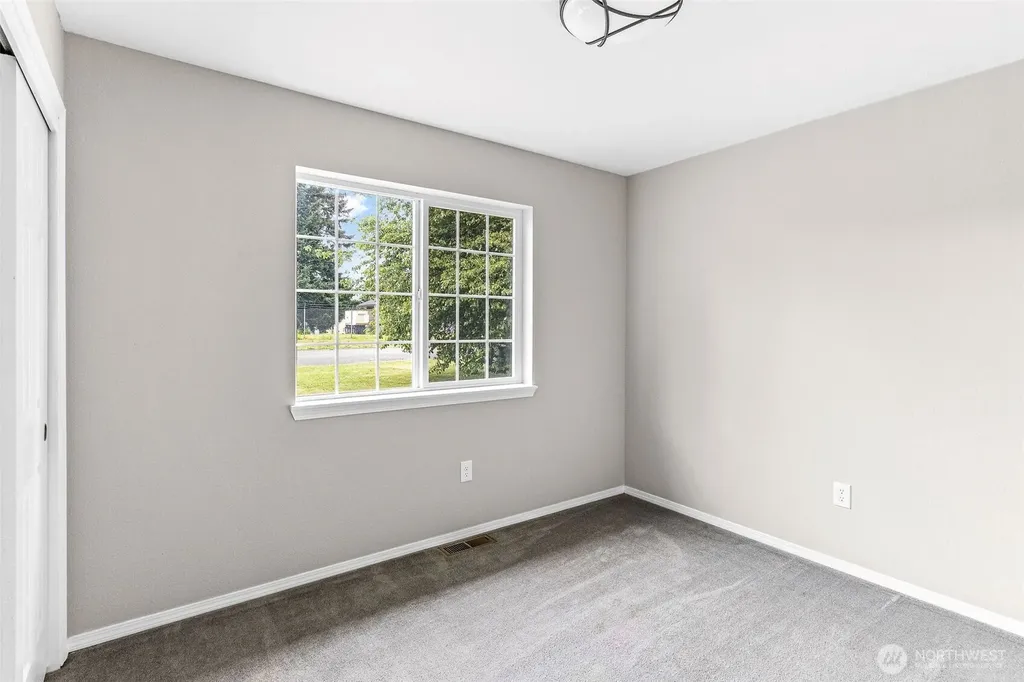 218 Saint Helens Way Winlock WA 98596