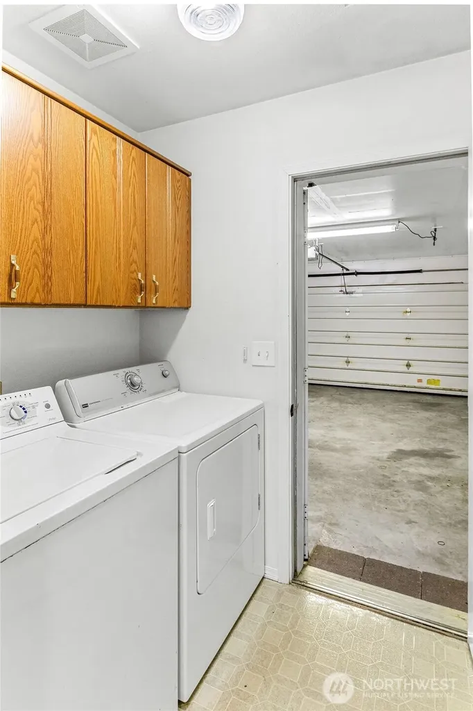 218 Saint Helens Way Winlock WA 98596