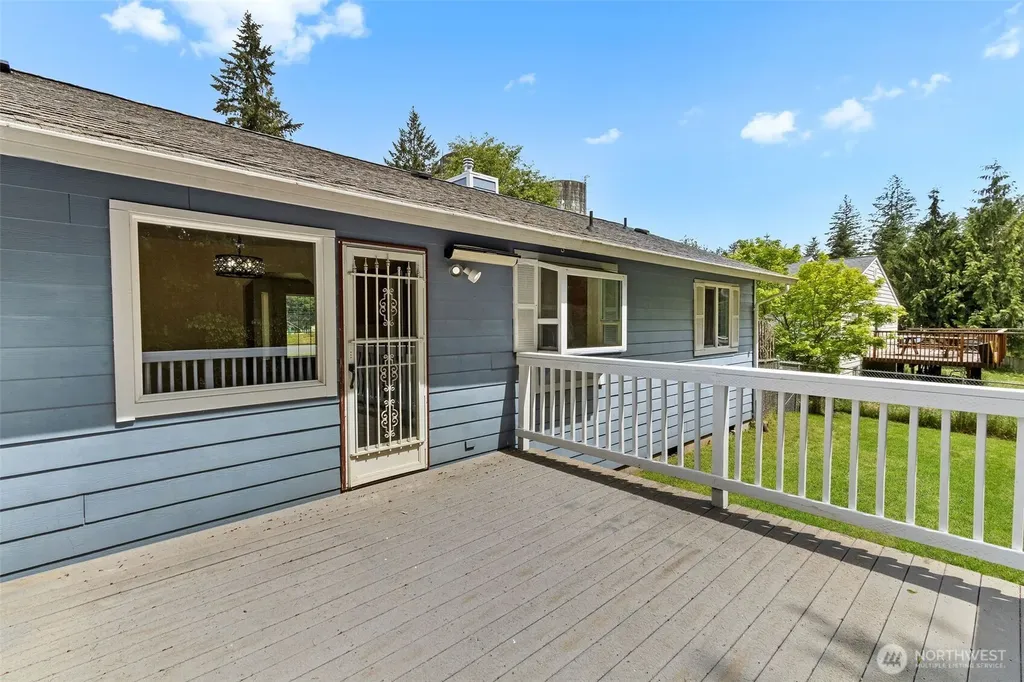 218 Saint Helens Way Winlock WA 98596