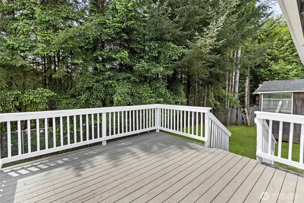 218 Saint Helens Way Winlock WA 98596