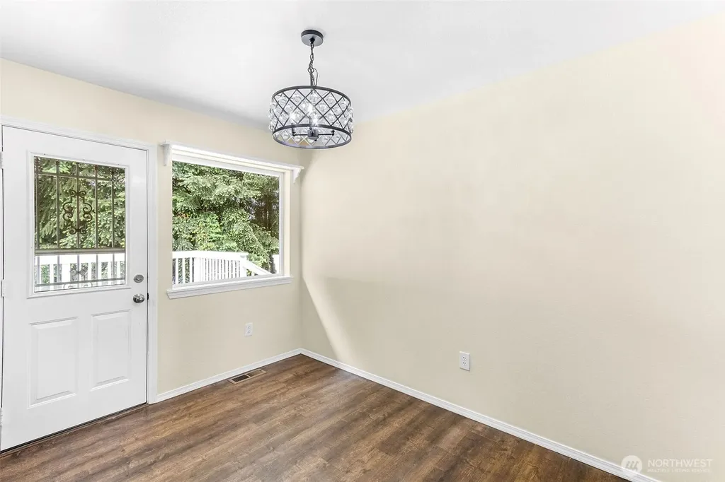 218 Saint Helens Way Winlock WA 98596