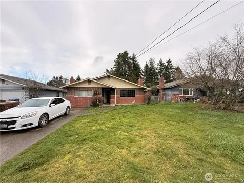 1011 68TH Tacoma WA 98404