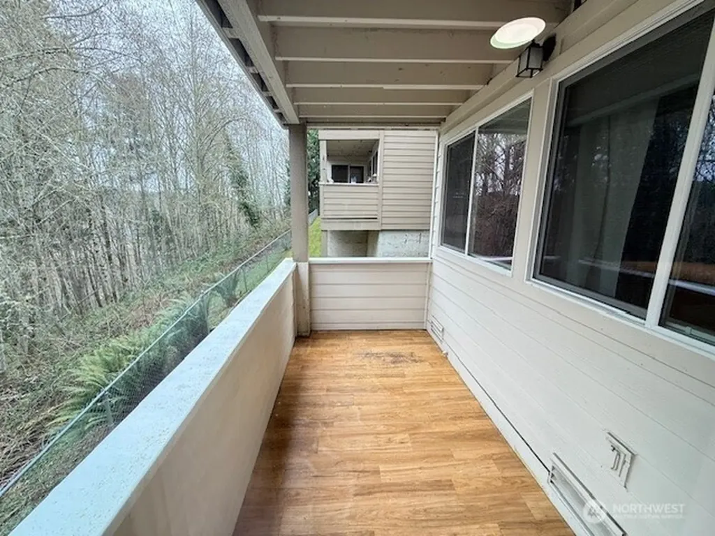20156 Vikings Crest Loop NW Poulsbo WA 98370