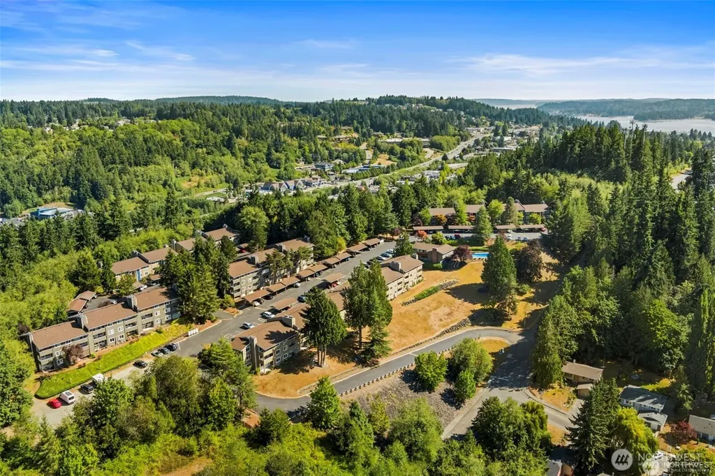 20156 Vikings Crest Loop NW Poulsbo WA 98370