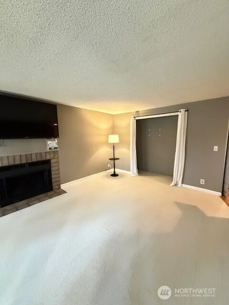 20156 Vikings Crest Loop NW Poulsbo WA 98370