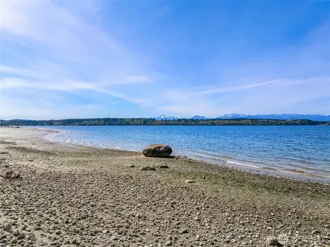 12145 Arrow Point Loop NE Bainbridge Island WA 98110