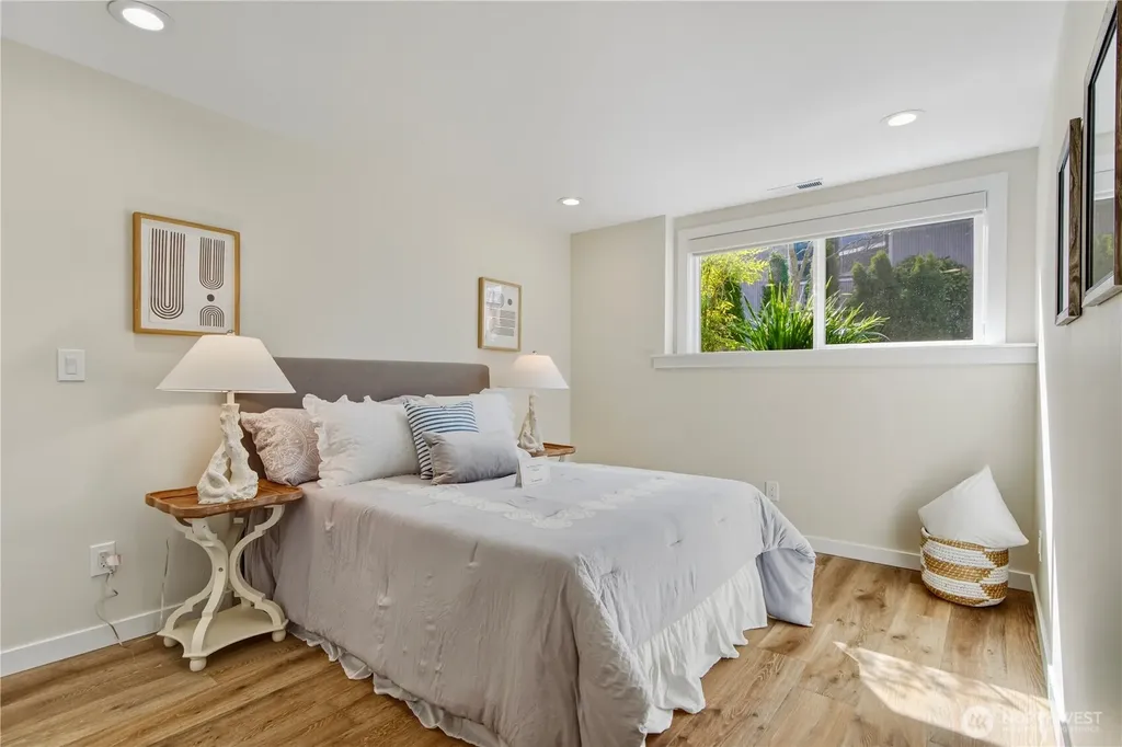 4502 134th Place SE Bellevue WA 98006