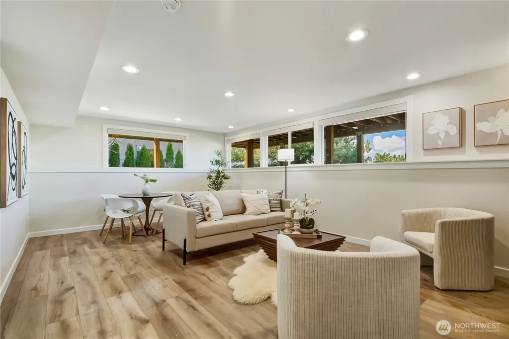 4502 134th Place SE Bellevue WA 98006