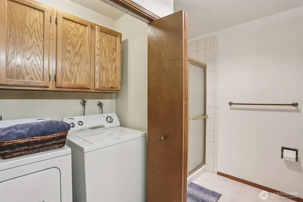 17440 NE 38th Street Redmond WA 98052