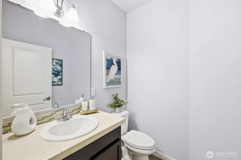 784 Freedom Court SE Port Orchard WA 98366