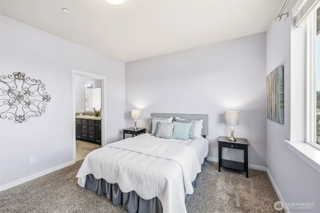 784 Freedom Court SE Port Orchard WA 98366