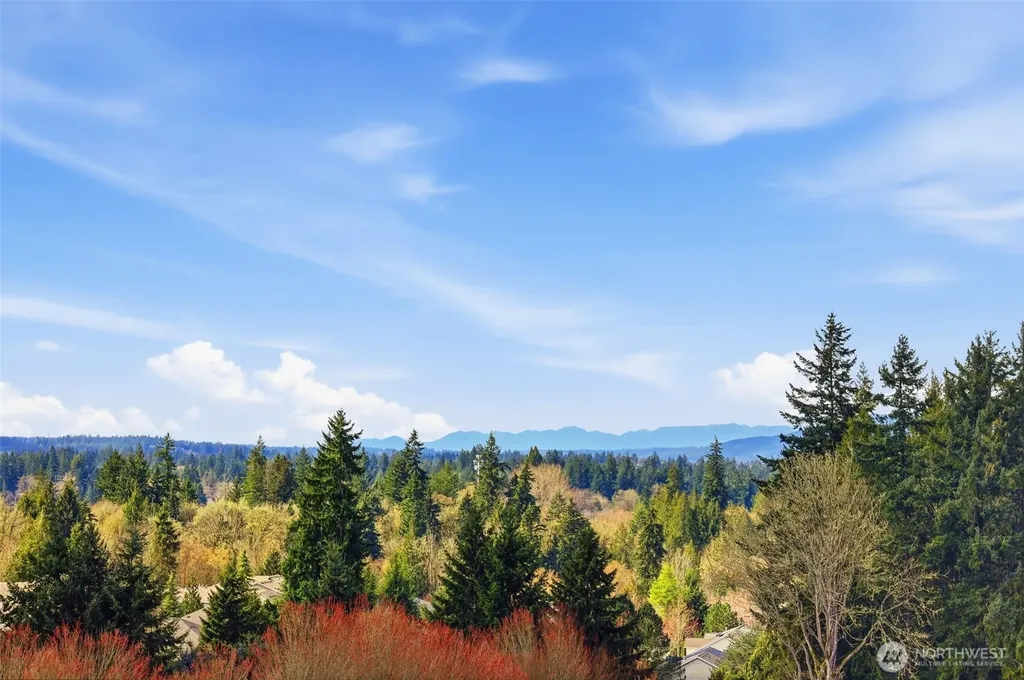 784 Freedom Court SE Port Orchard WA 98366