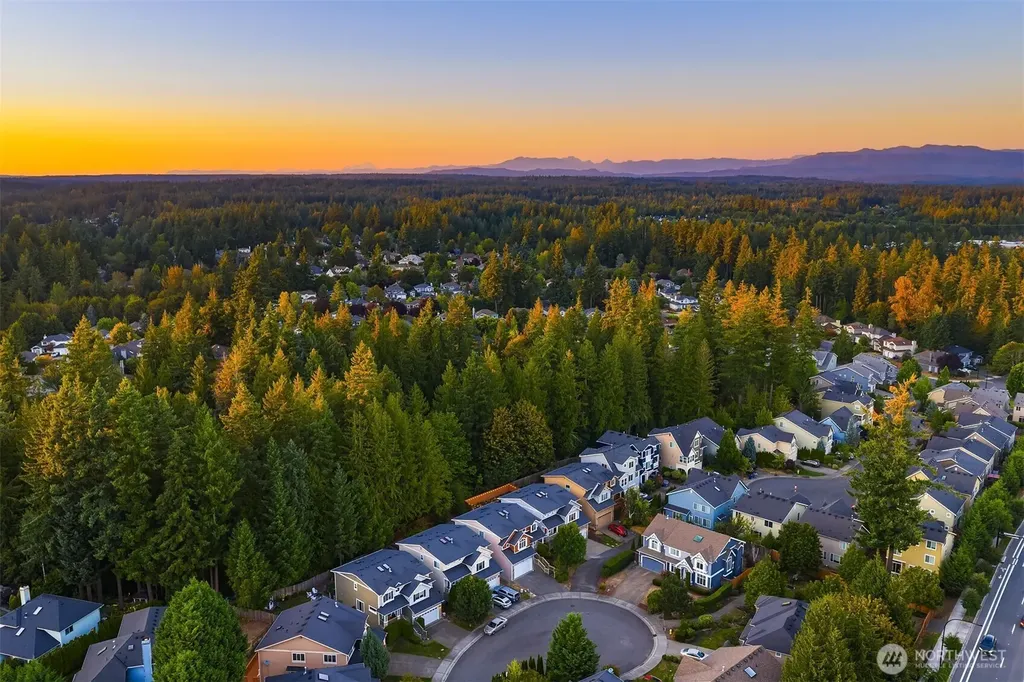 4727 245th Lane SE Sammamish WA 98029