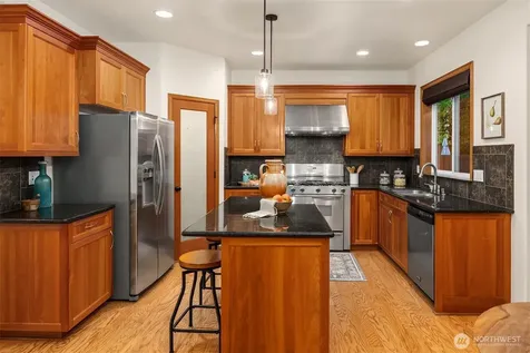 4727 245th Lane SE Sammamish WA 98029