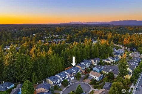 4727 245th Lane SE Sammamish WA 98029