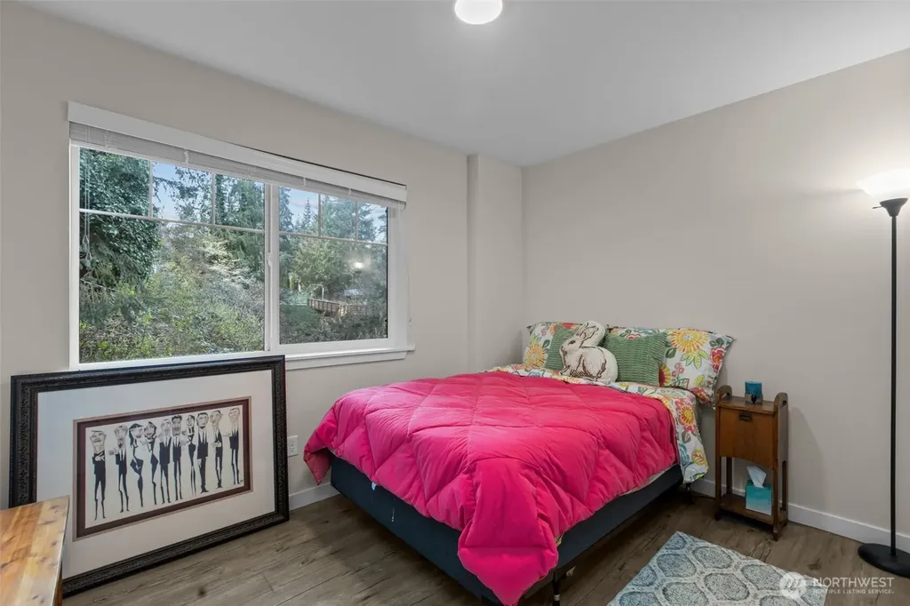 23224 Edmonds Way Edmonds WA 98026