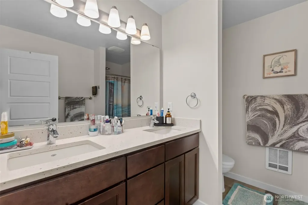 23224 Edmonds Way Edmonds WA 98026