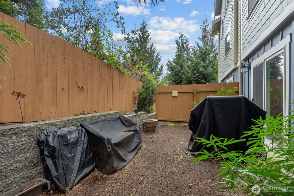 23224 Edmonds Way Edmonds WA 98026
