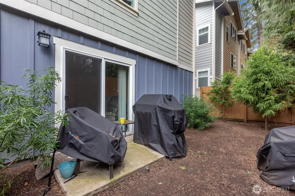 23224 Edmonds Way Edmonds WA 98026