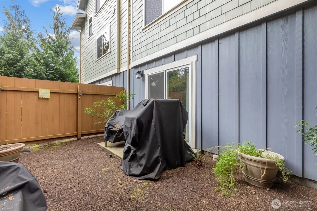 23224 Edmonds Way Edmonds WA 98026