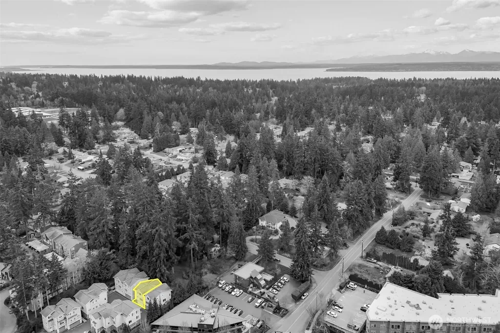 23224 Edmonds Way Edmonds WA 98026