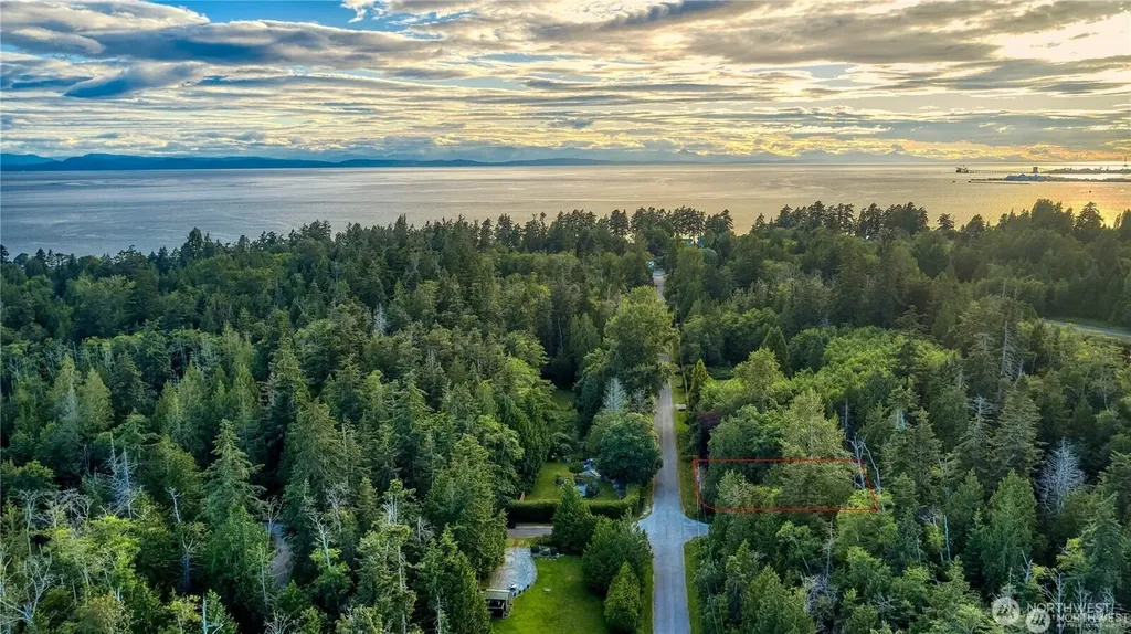 1394 Rex Street Point Roberts WA 98281
