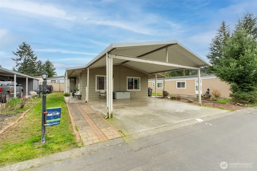 707 37th Street SE Auburn WA 98002