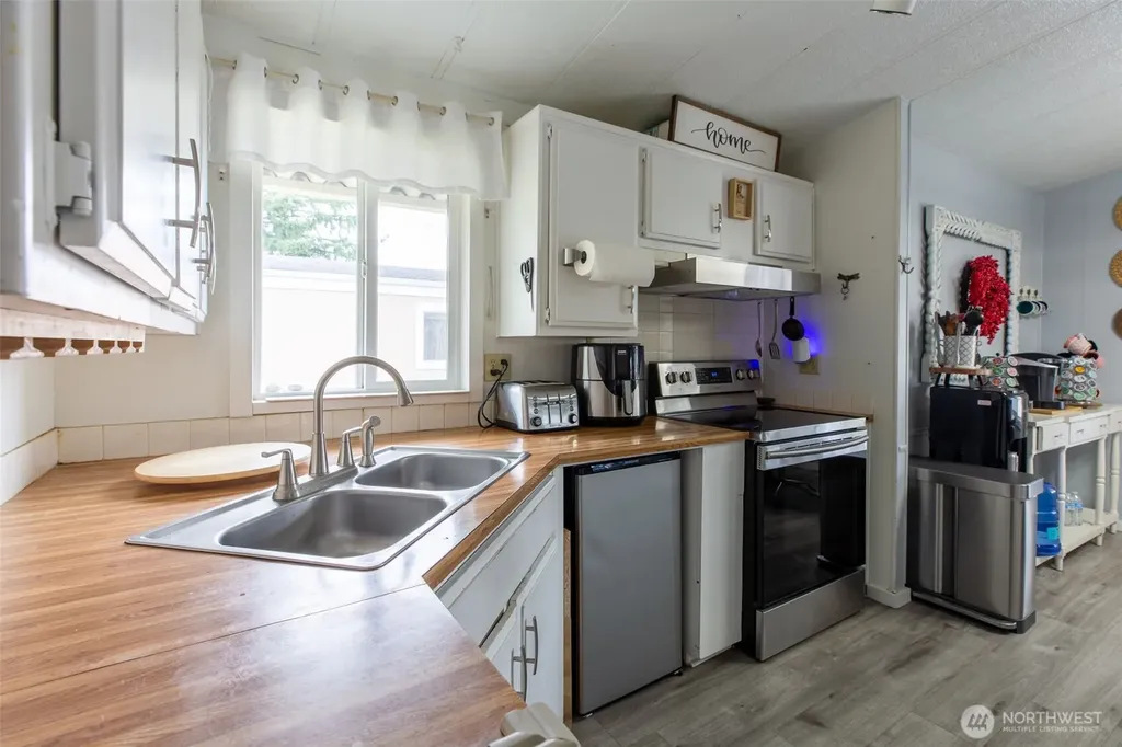 707 37th Street SE Auburn WA 98002