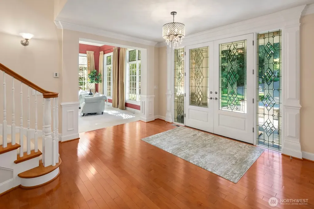 13695 NE 32nd Place Bellevue WA 98005