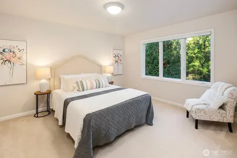 13695 NE 32nd Place Bellevue WA 98005