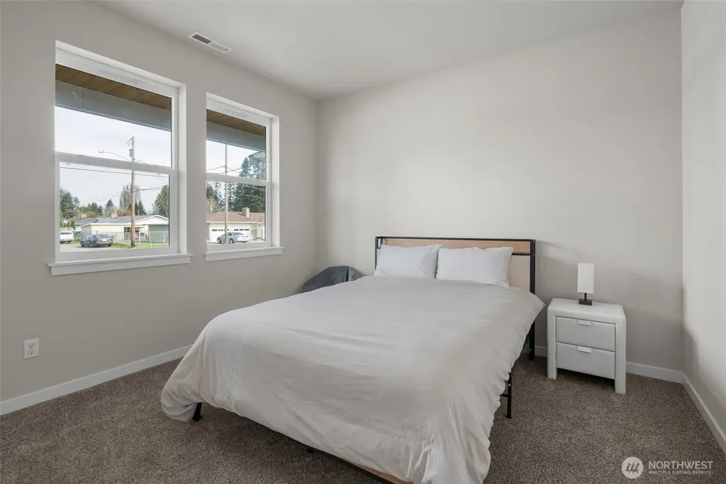 1768 Rio Vista Avenue Burlington WA 98233