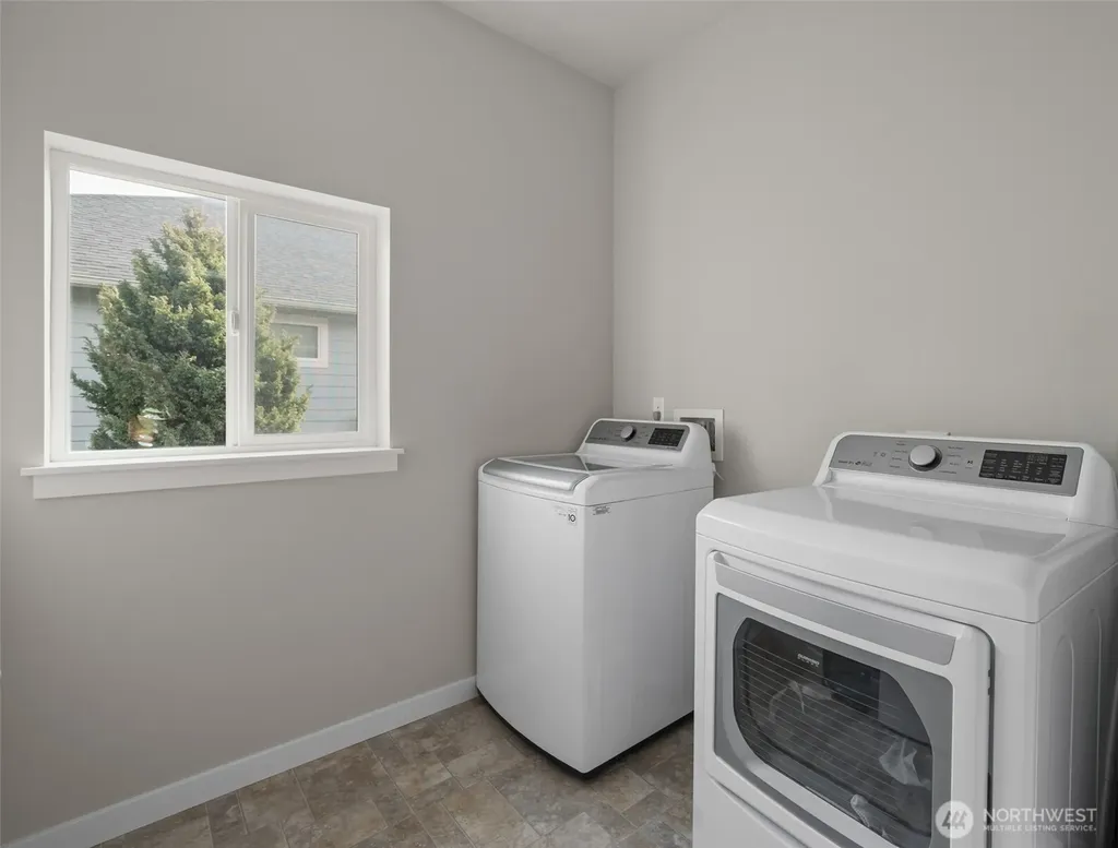 1768 Rio Vista Avenue Burlington WA 98233