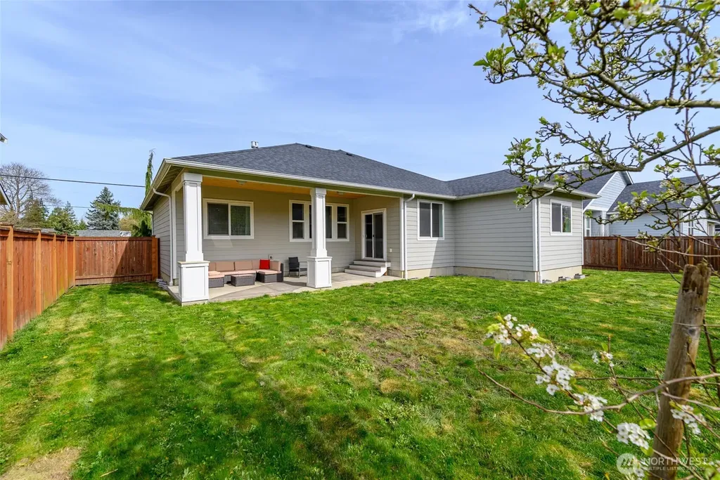 1768 Rio Vista Avenue Burlington WA 98233
