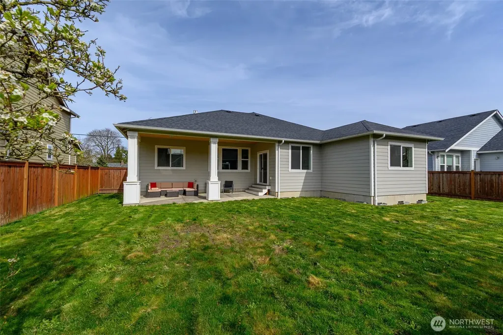 1768 Rio Vista Avenue Burlington WA 98233