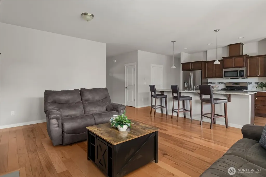 1768 Rio Vista Avenue Burlington WA 98233