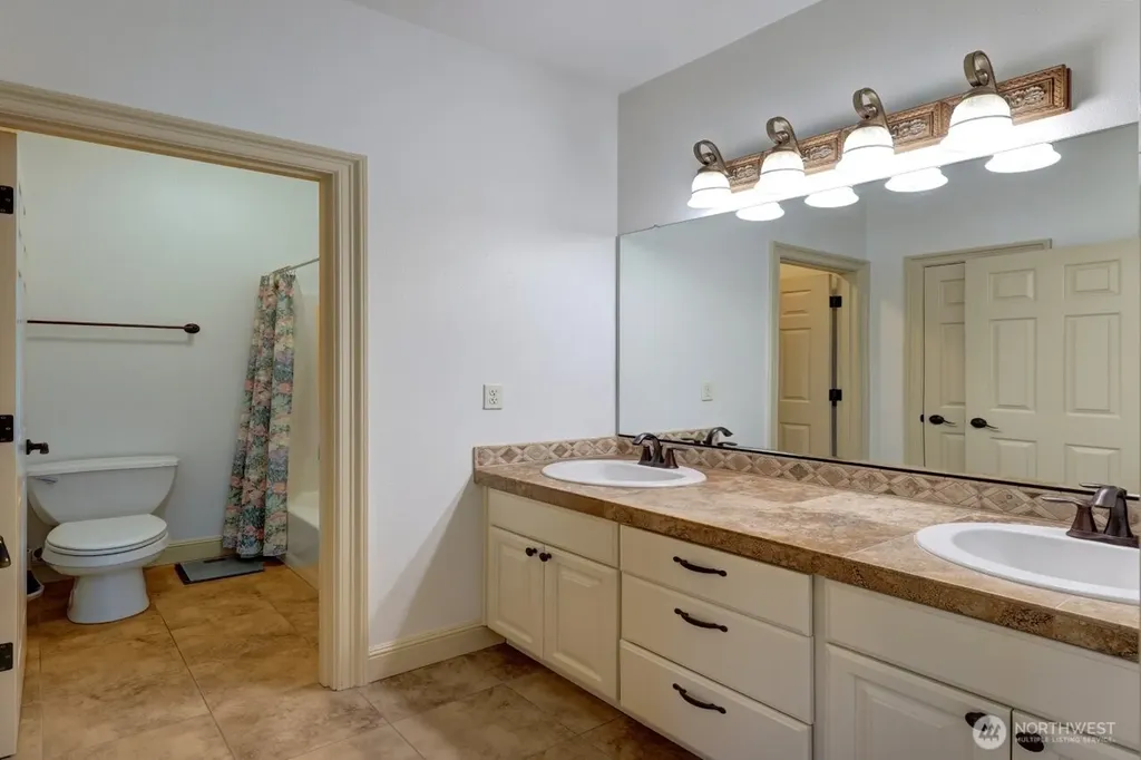 23310 J Street Ocean Park WA 98640
