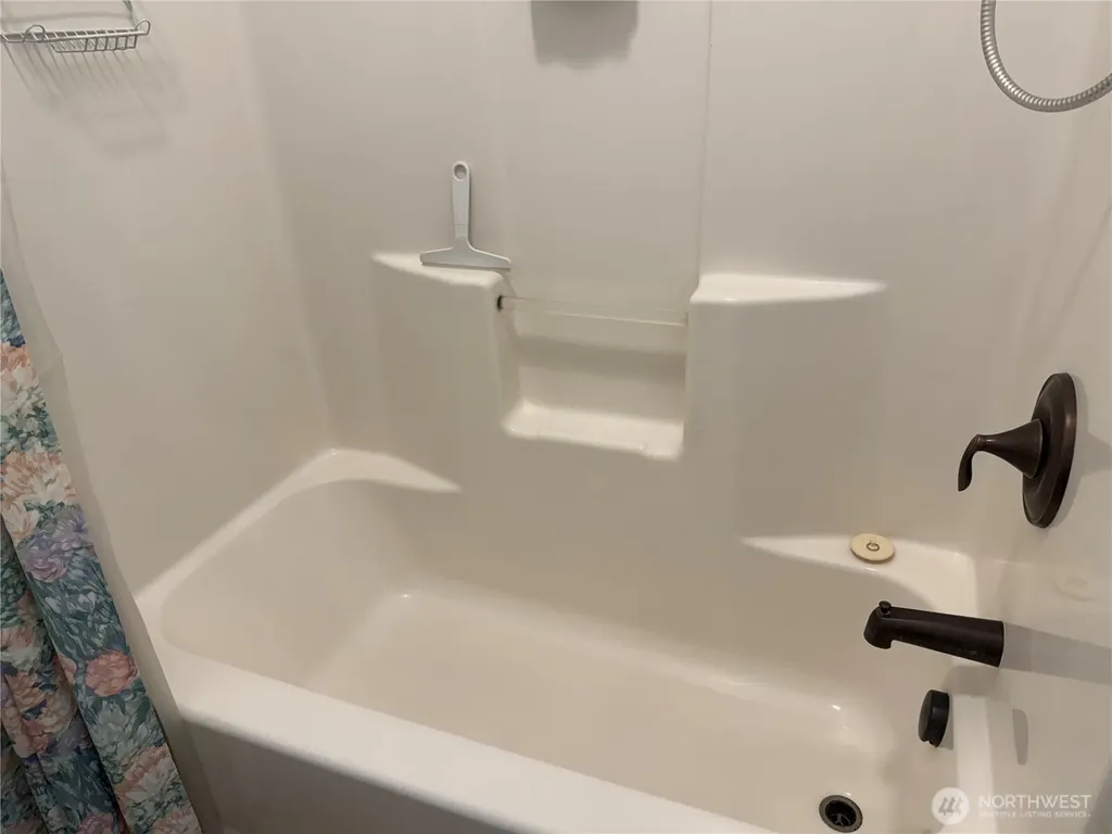 23310 J Street Ocean Park WA 98640