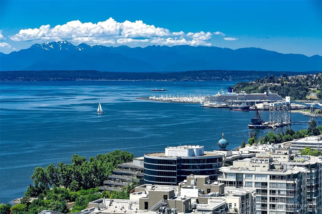 121 Vine Street Seattle WA 98121