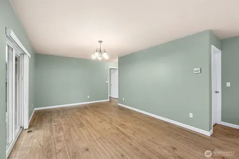 101 Murphy Lane S Rainier WA 98576