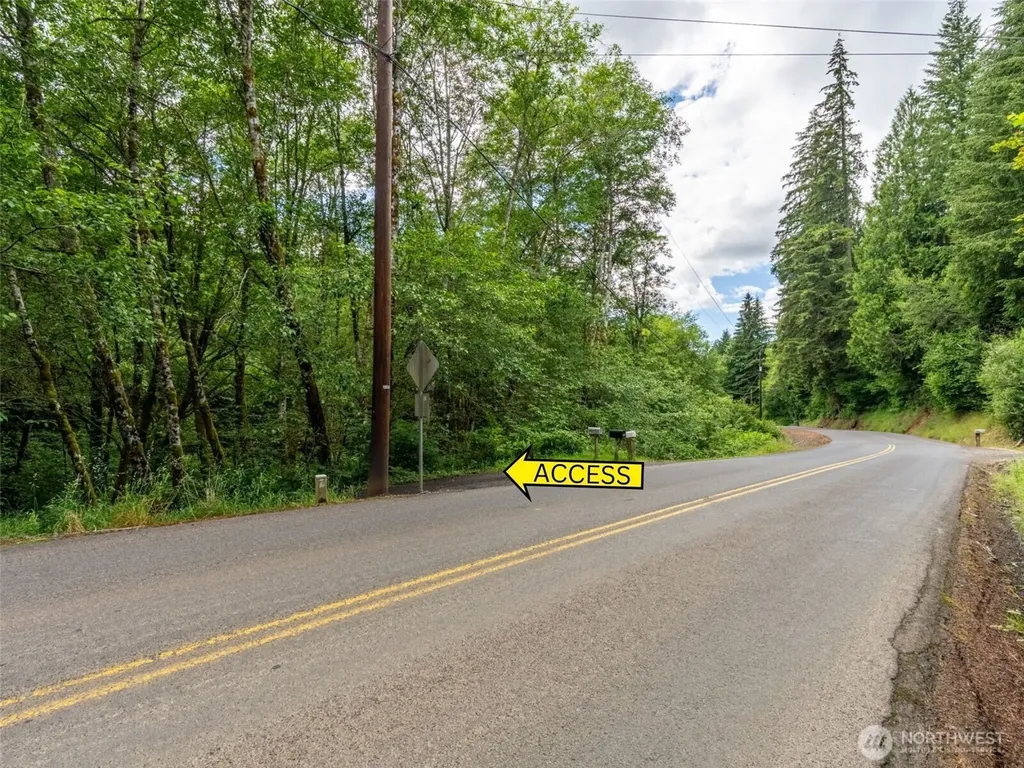 355 E Ragland Road Longview WA 98632