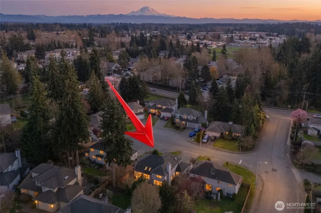 10012 SE 247th Place Kent WA 98030