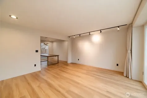 10012 SE 247th Place Kent WA 98030