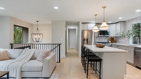 17069 142nd Pl NE Woodinville WA 98072