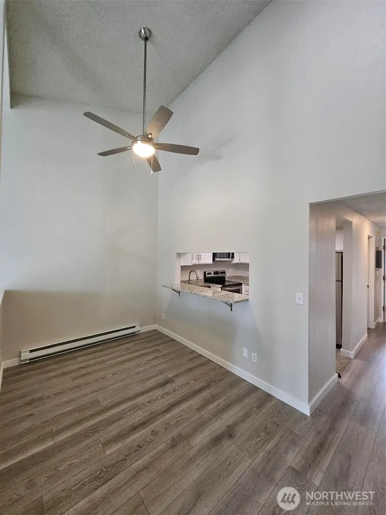 2611 NE 4th Renton WA 98056