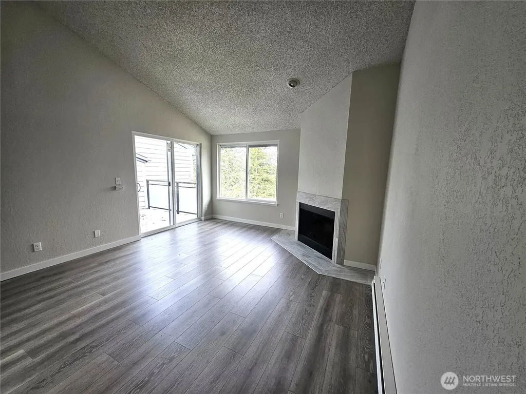 2611 NE 4th Renton WA 98056