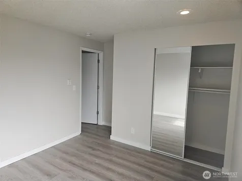 2611 NE 4th Renton WA 98056