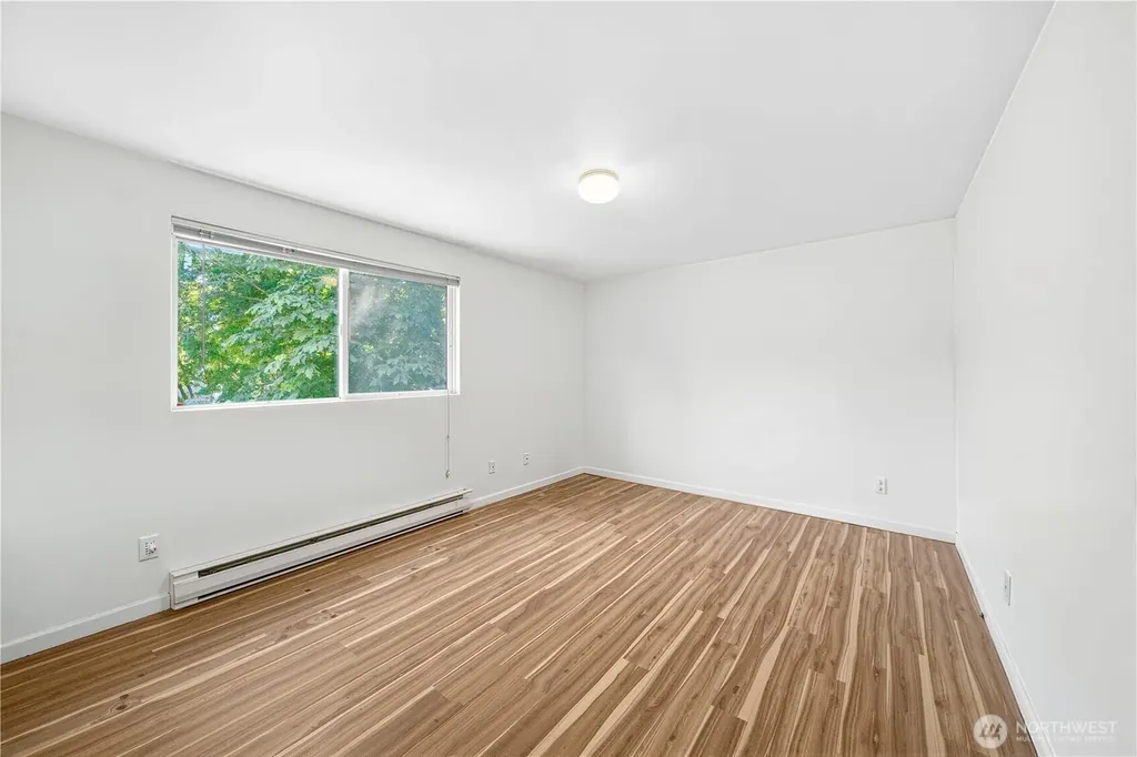 11556 Greenwood Avenue N Seattle WA 98133