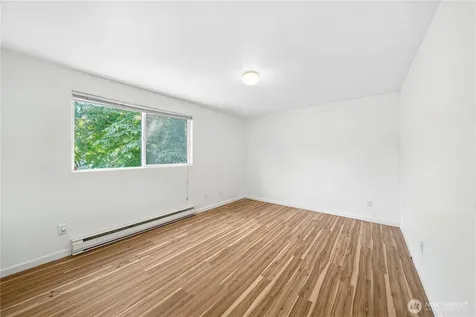 11556 Greenwood Avenue N Seattle WA 98133